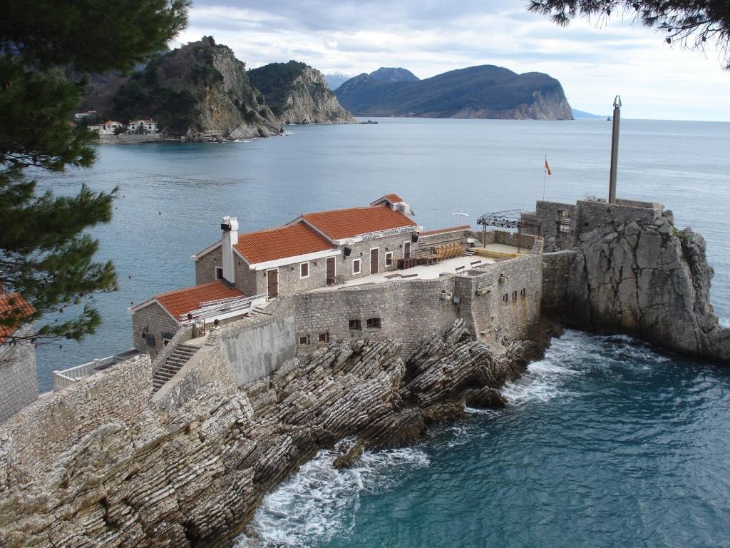 Apartments Djedovic Petrovac エクステリア 写真