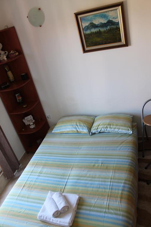 Apartments Djedovic Petrovac エクステリア 写真